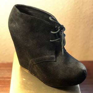 Steve Madden “Annnie” Wedge Bootie Sz. 10